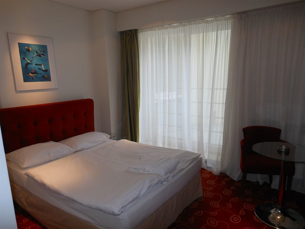 Hotel Dona Kaliningrad Luaran gambar